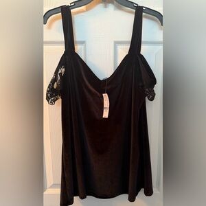 New York and Company Black Velvet Top